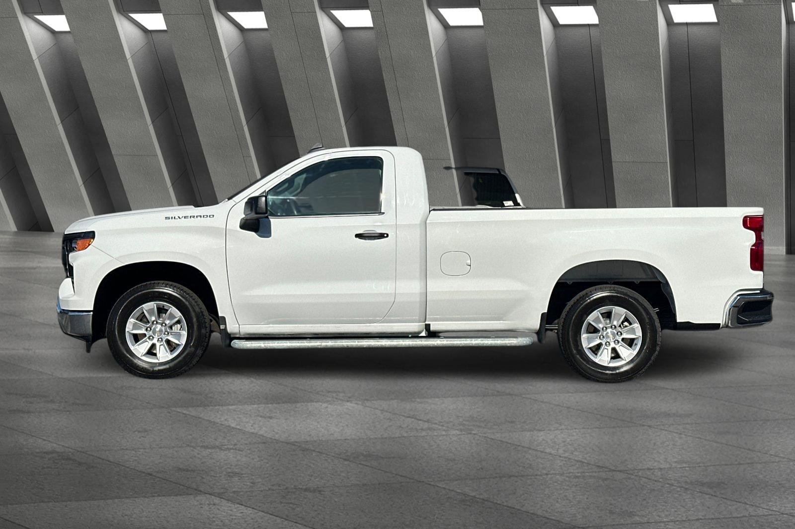 2024 Chevrolet Silverado 1500 photo 6