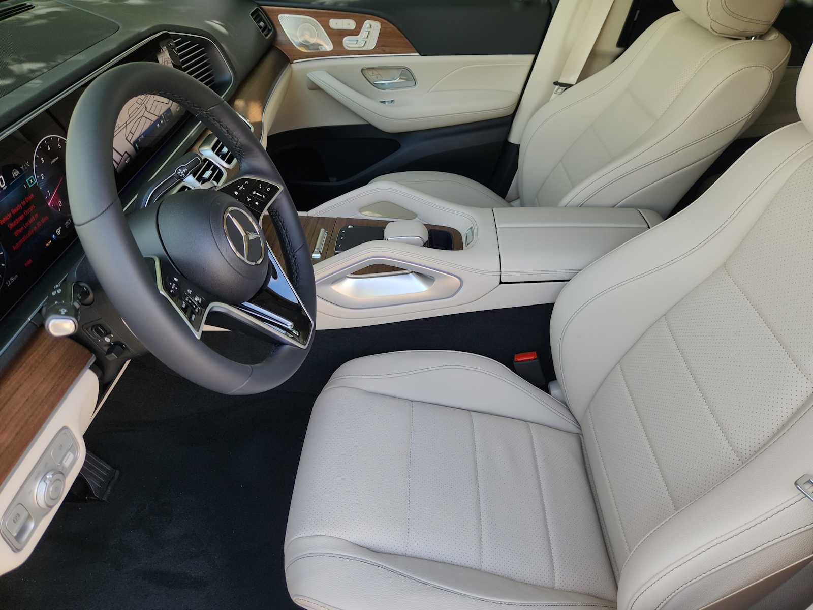 2026 Mercedes Benz GLE 450 4MATIC photo 7