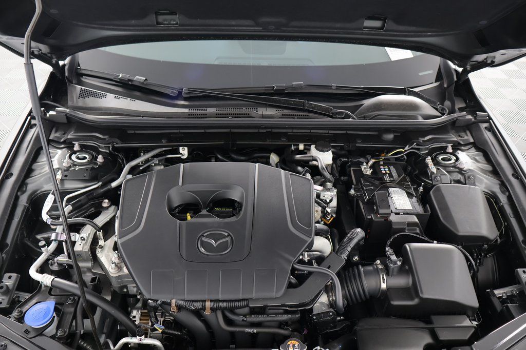 2025 Mazda Mazda3 2.5 s Preferred photo 9
