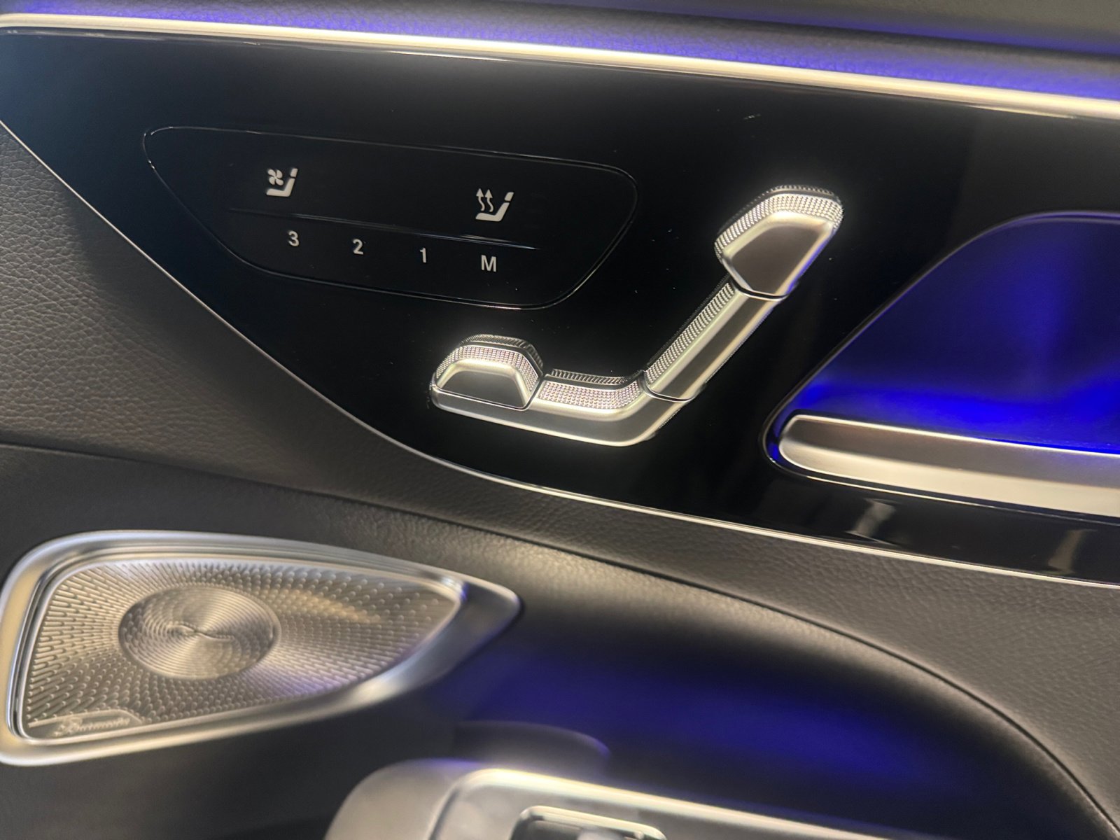 2025 Mercedes Benz C 300 4MATIC Sedan photo 26