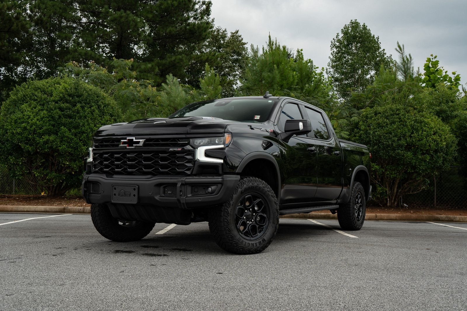 2024 Chevrolet Silverado 1500 ZR2's photo