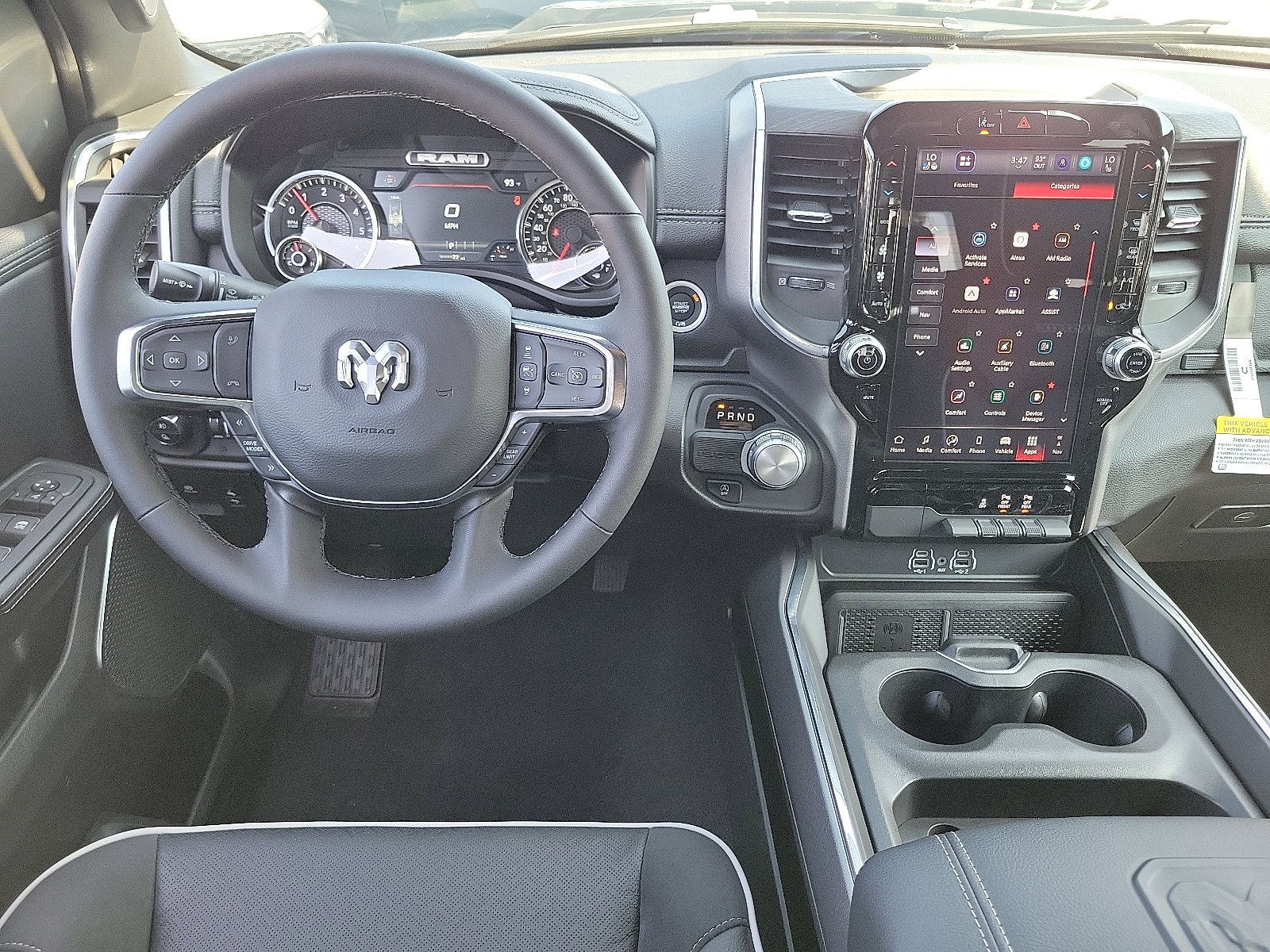 2025 Ram 1500 Laramie photo 4
