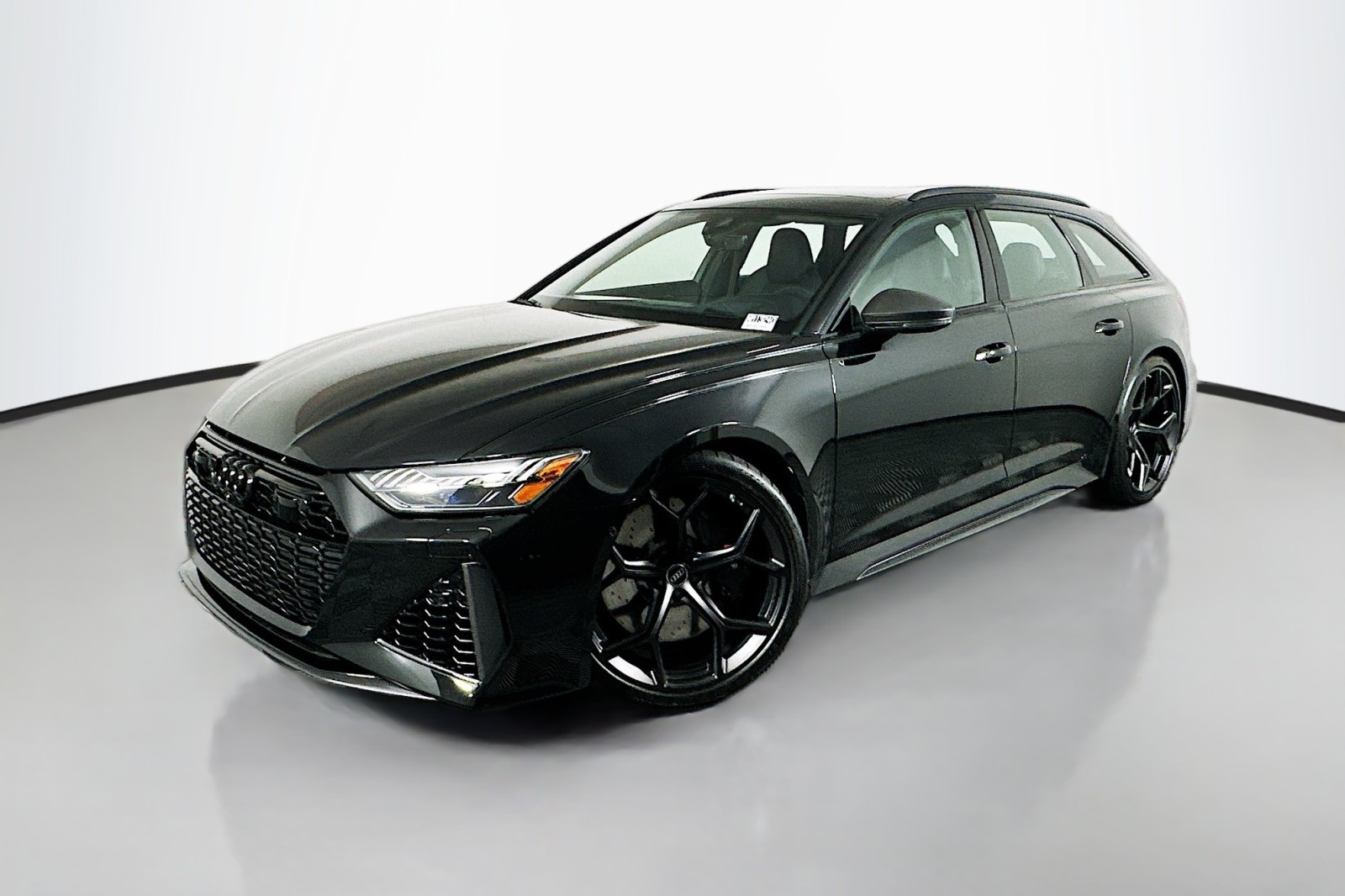 2026 Audi RS 6 Avant Base's photo