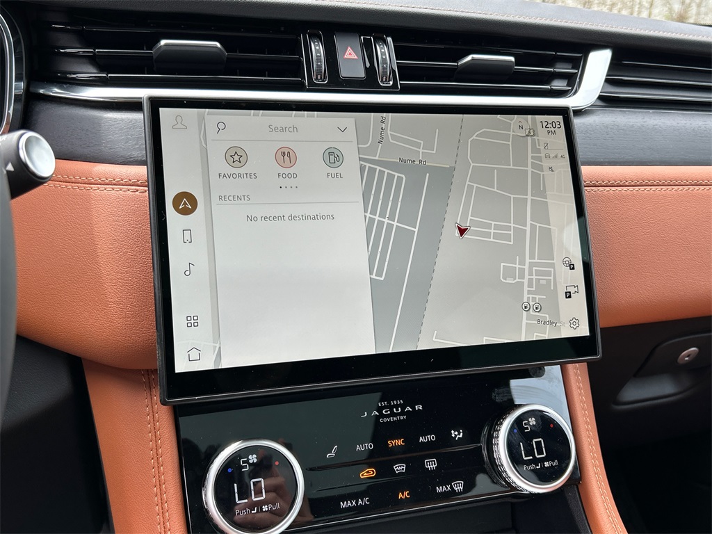 2026 Jaguar F-PACE P250 R-Dynamic S photo 16