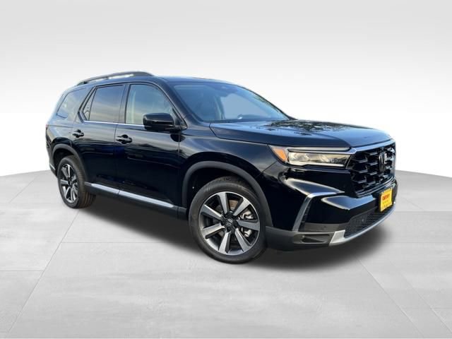 2025 Honda Pilot Elite's photo