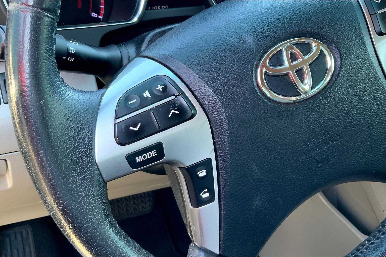 2013 Toyota Highlander Limited photo 21