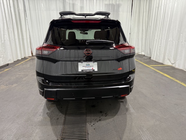 2026 Nissan Rogue SV photo 4