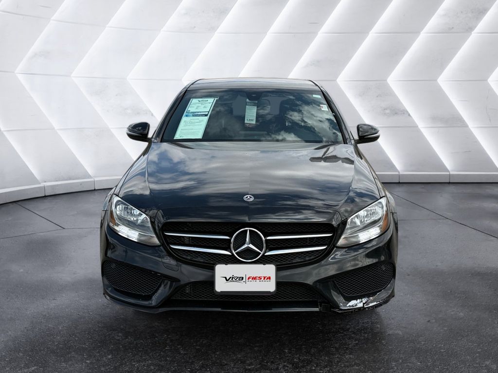 2018 Mercedes Benz C 300 photo 2