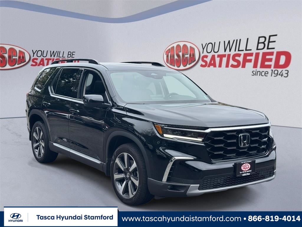2023 Honda Pilot Elite's photo