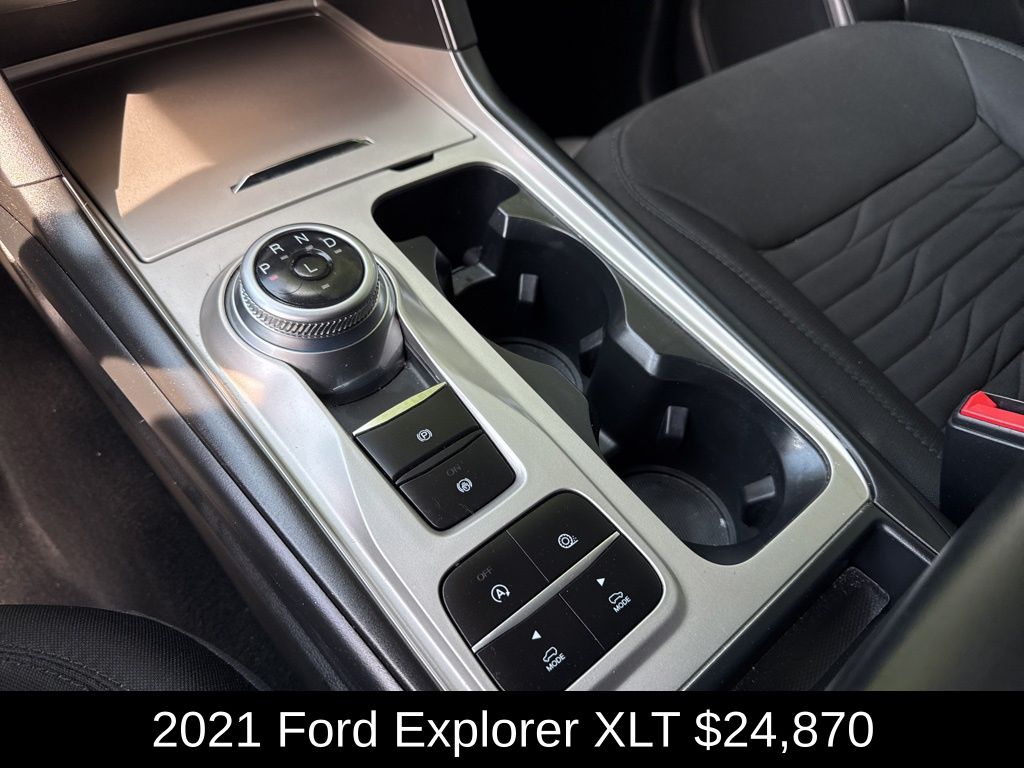 2021 Ford Explorer XLT photo 27