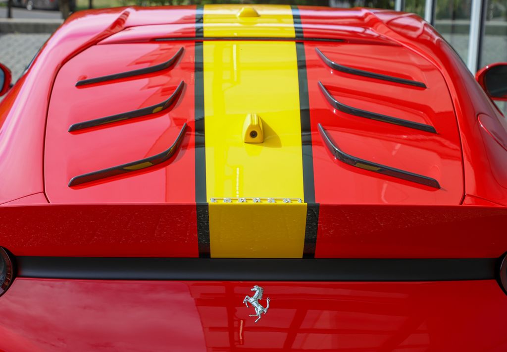 2023 Ferrari 812 Competizione photo 49