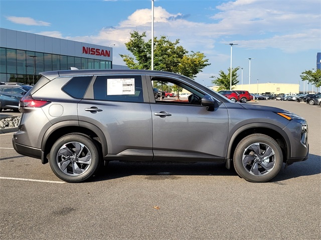 2026 Nissan Rogue SV photo 2