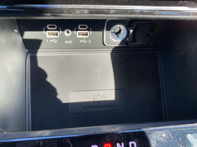 2025 Jeep Grand Cherokee Laredo photo 10