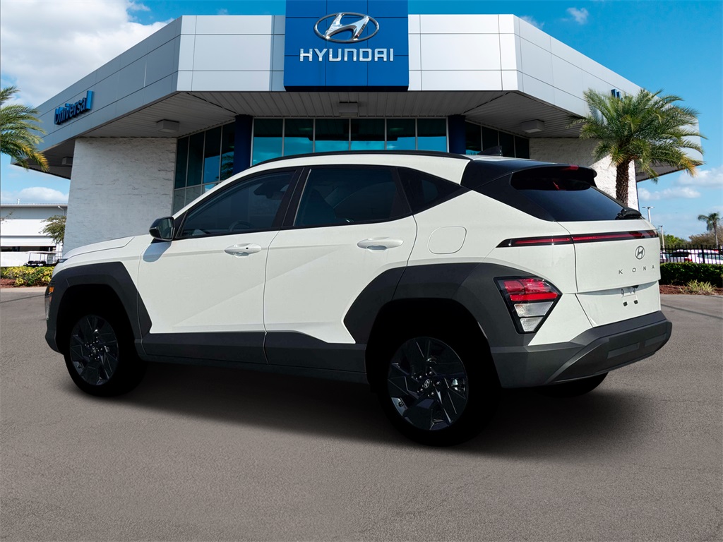 2026 Hyundai Kona SEL photo 2