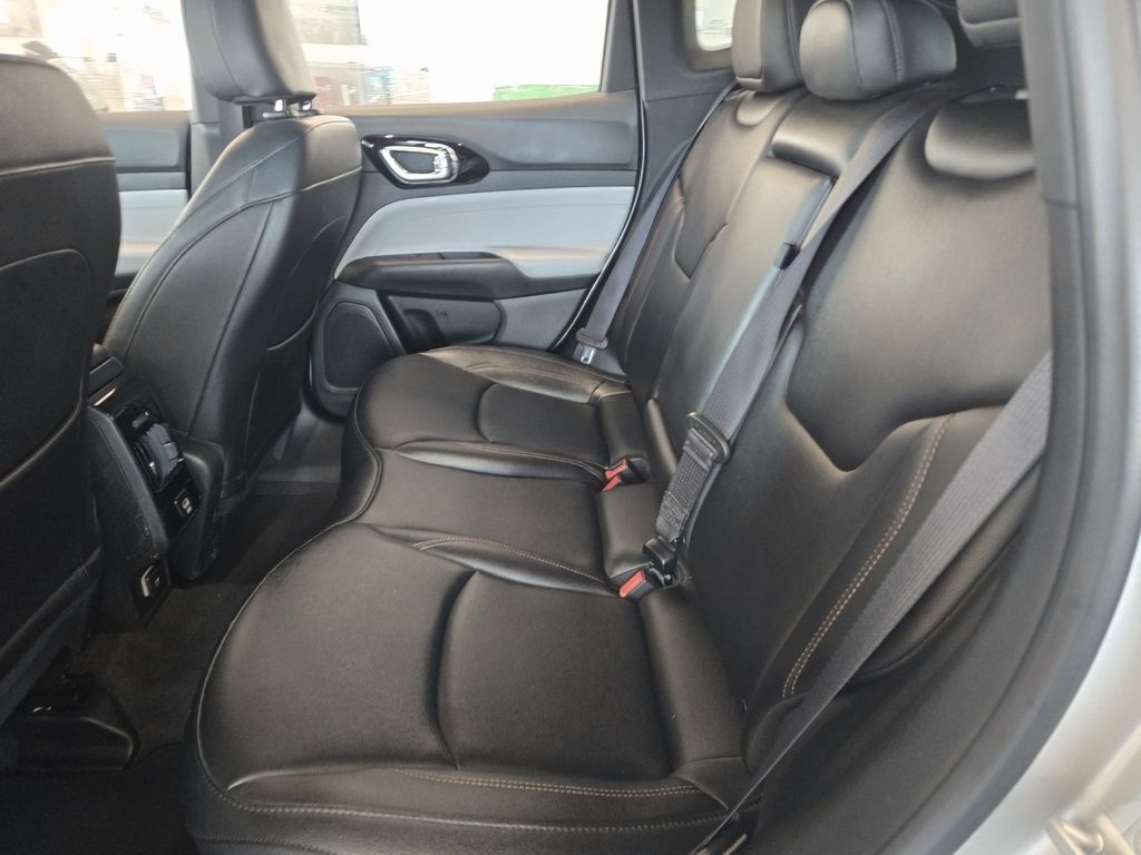 2024 Jeep Compass Limited photo 14