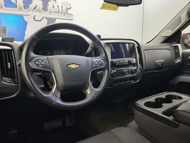 2017 Chevrolet Silverado 1500 LT photo 13