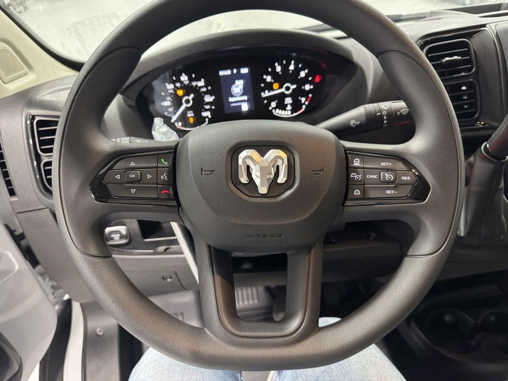 2024 Ram 3500 Tradesman photo 13
