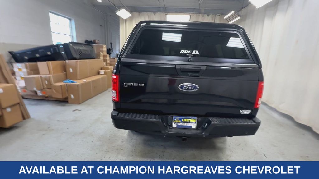 2015 Ford F-150 XLT photo 3