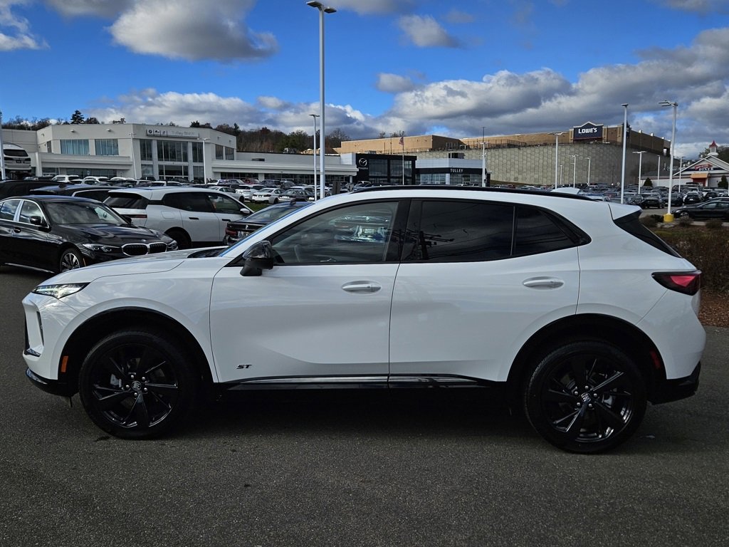 2025 Buick Envision Sport Touring photo 4