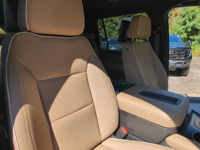 2024 Chevrolet Suburban Premier photo 58