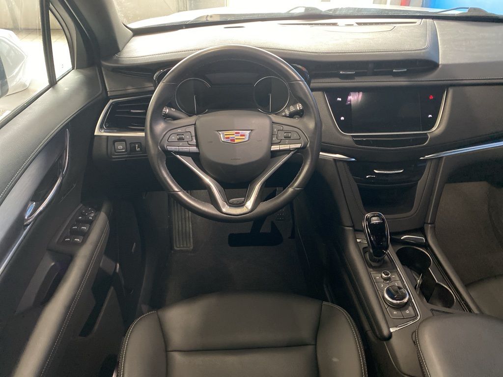 2024 Cadillac XT6 Luxury photo 4