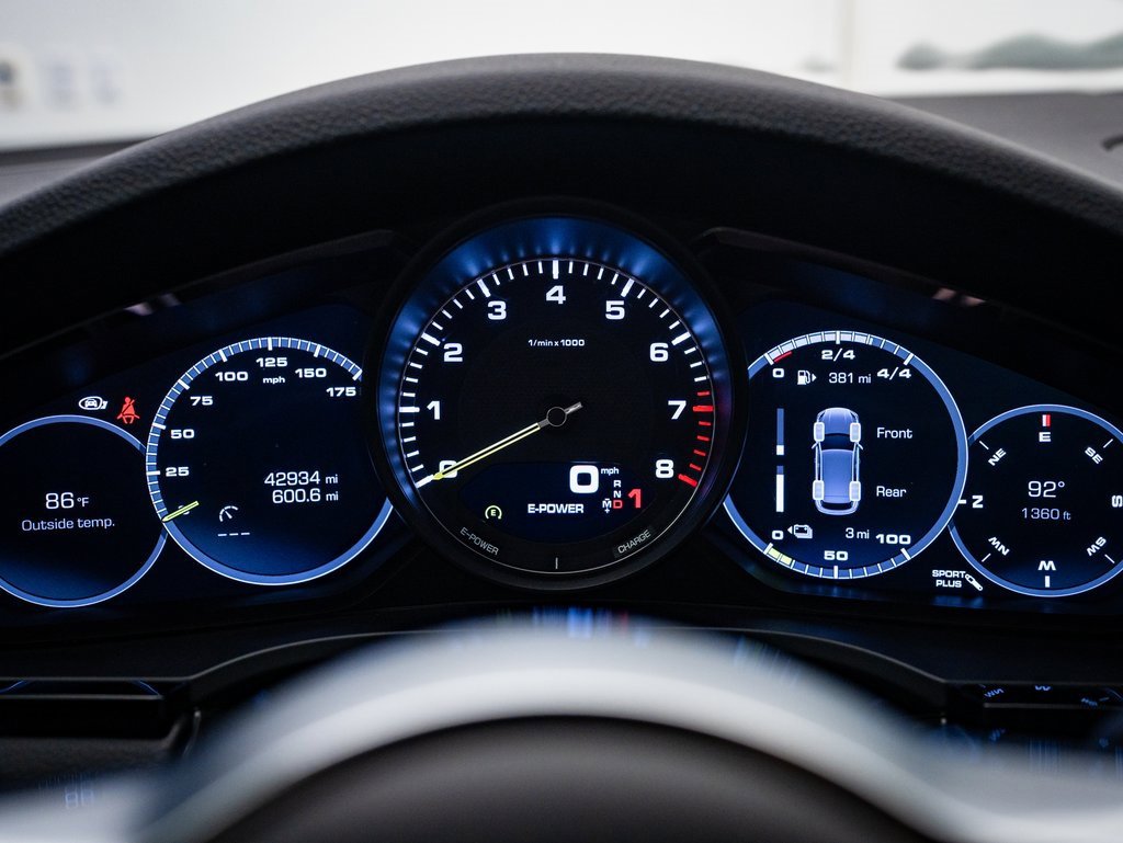 2021 Porsche Cayenne E-Hybrid photo 27