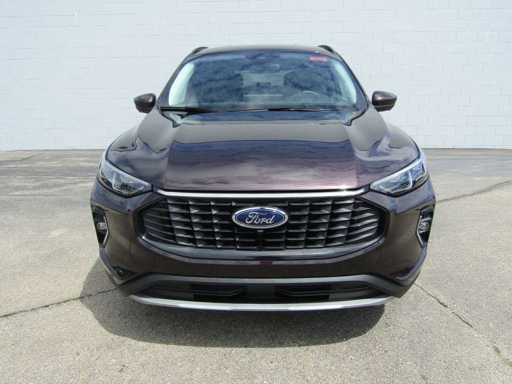 2023 Ford Escape Platinum photo 3