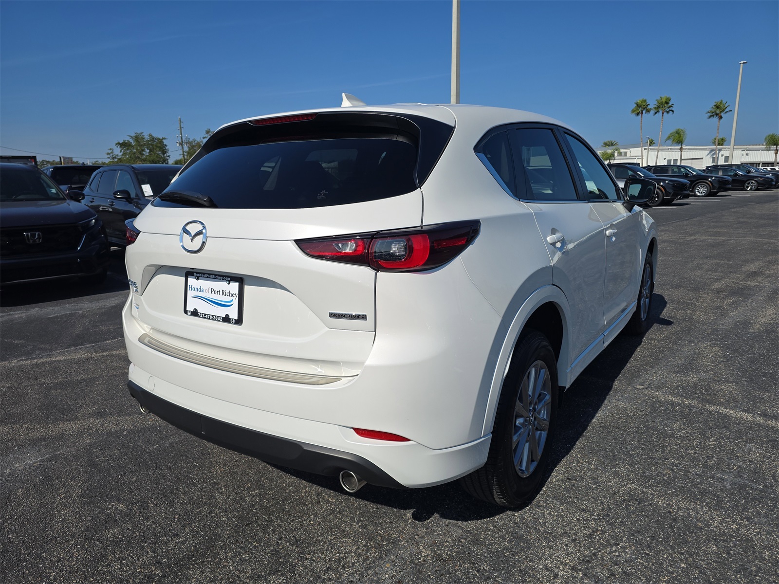 2025 Mazda CX-5 2.5 Select photo 4