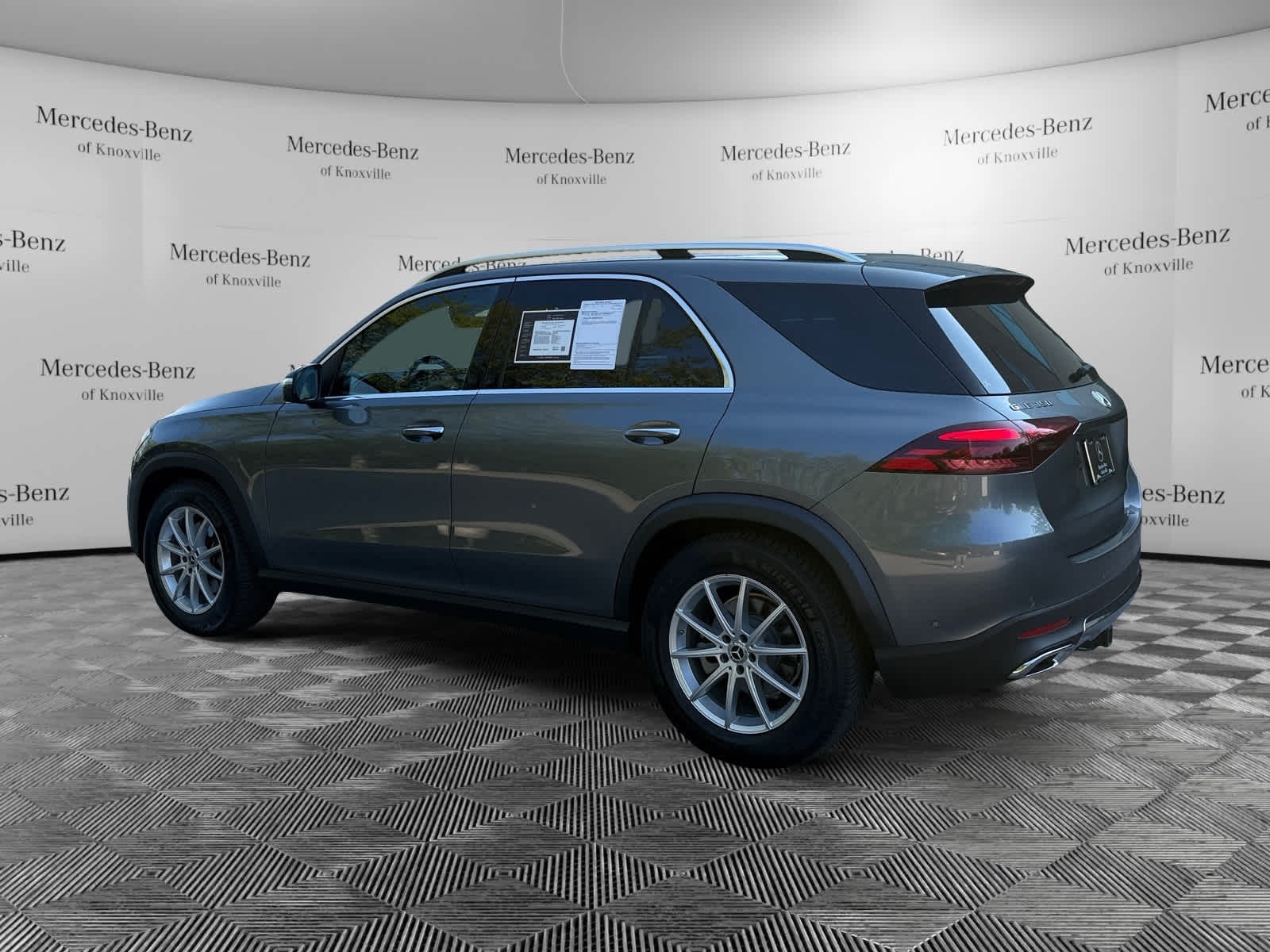 2024 Mercedes Benz GLE 350 4MATIC photo 2