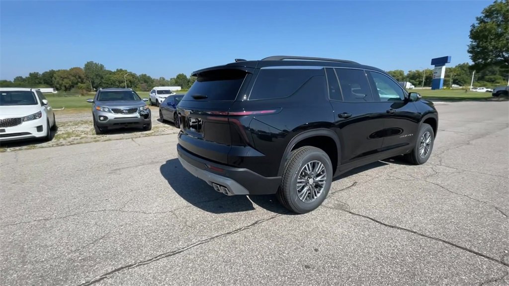 2026 Chevrolet Traverse photo 5