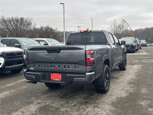 2026 Nissan Frontier Crew Cab SV photo 4