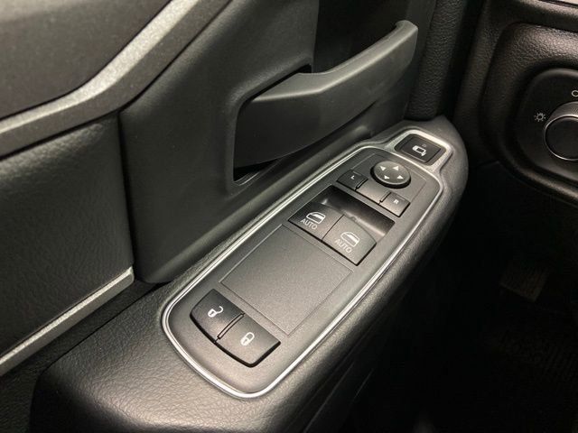 2024 Ram 3500 Tradesman photo 25