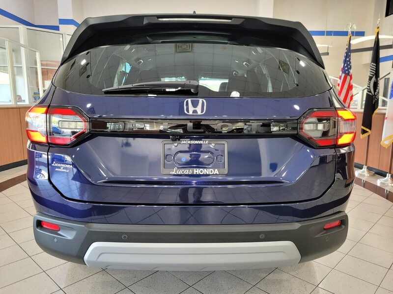 2025 Honda Pilot EX-L photo 4