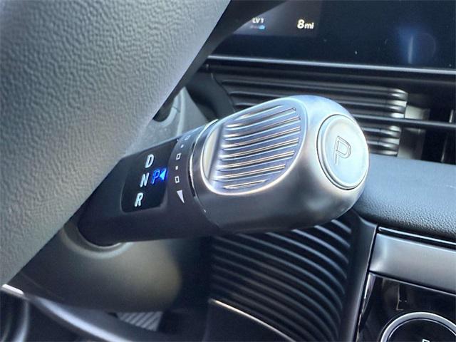 2025 Hyundai Ioniq 5 SEL photo 8