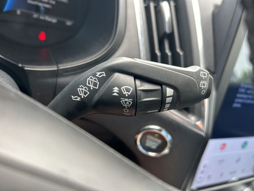 2022 Ford Edge Titanium photo 23