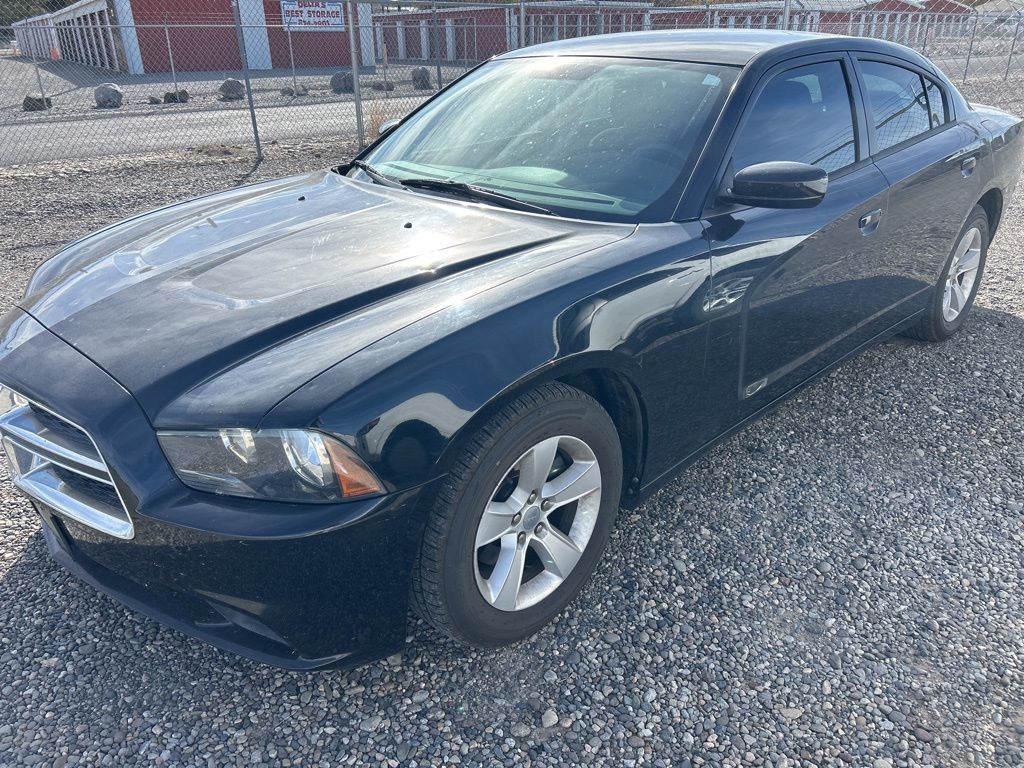 2012 Dodge Charger SE photo 2