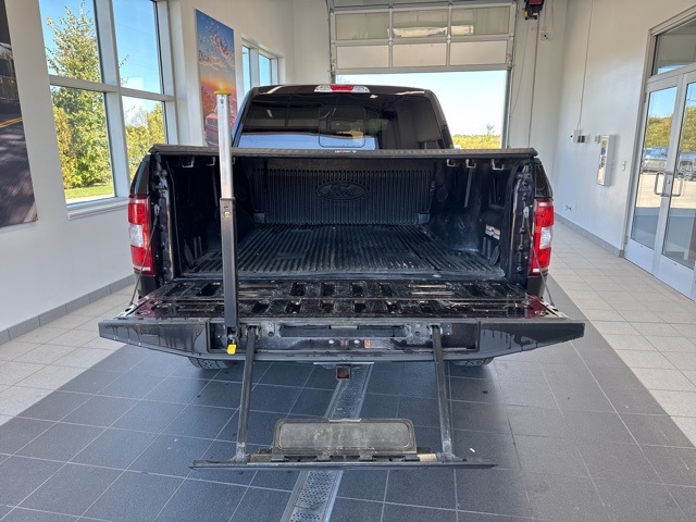 2019 Ford F-150 XLT photo 10