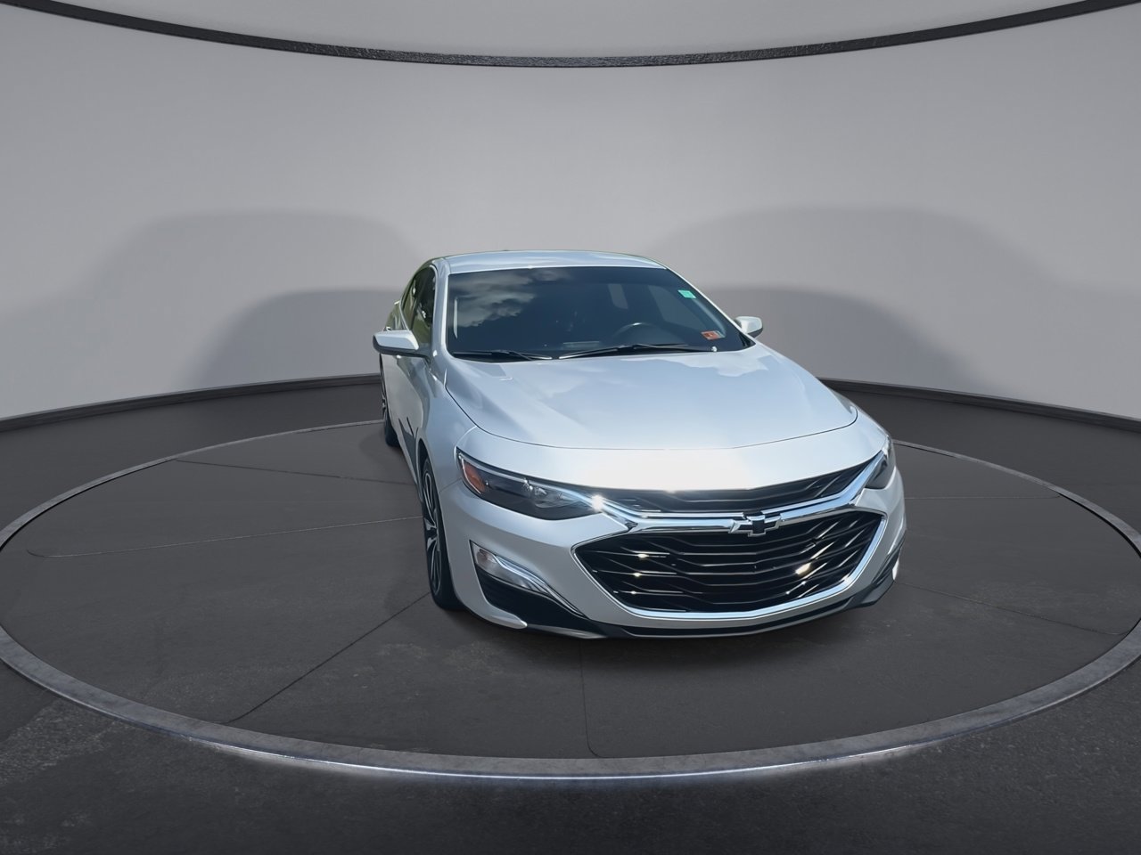 Used 2020 Chevrolet Malibu RS with VIN 1G1ZG5ST5LF114321 for sale in Martinsburg, WV