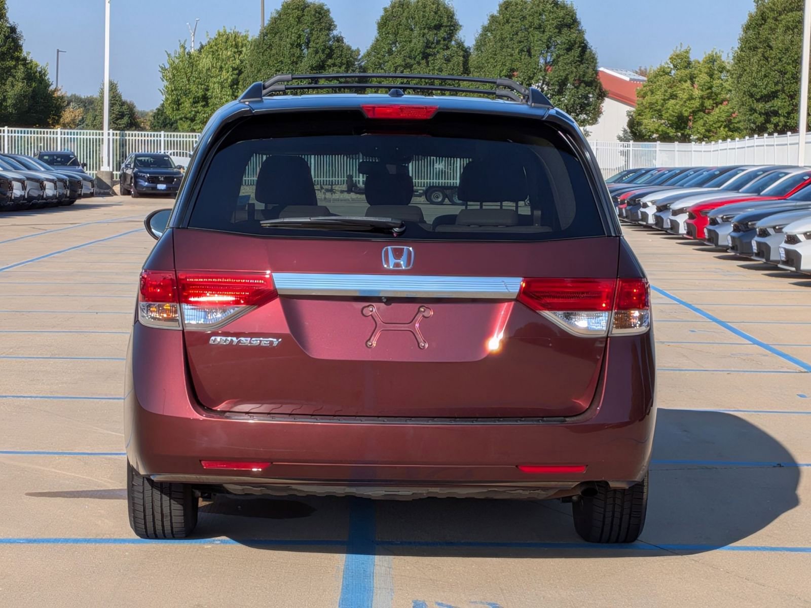 2016 Honda Odyssey EX-L photo 7