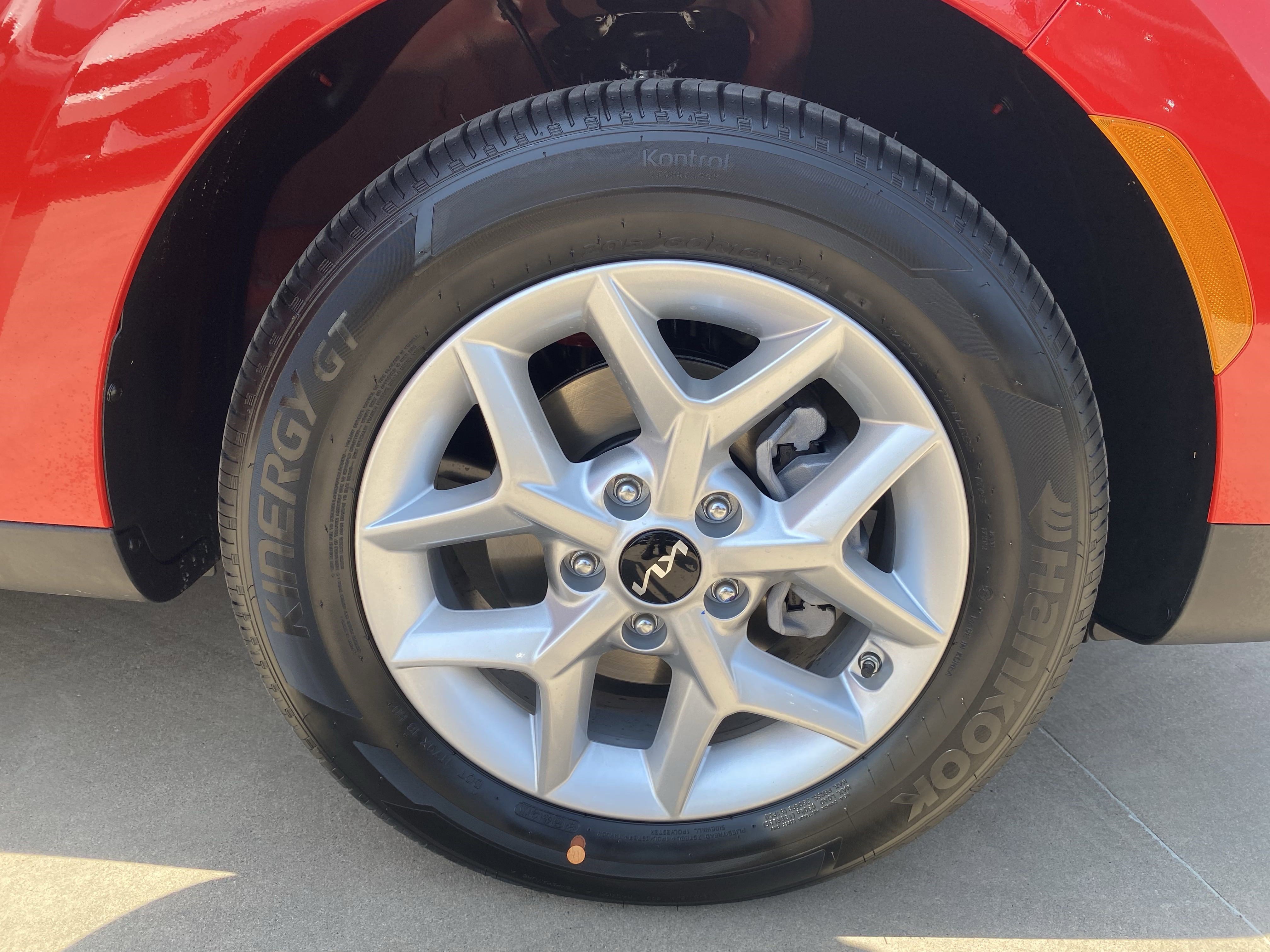 2025 Kia Soul S photo 2