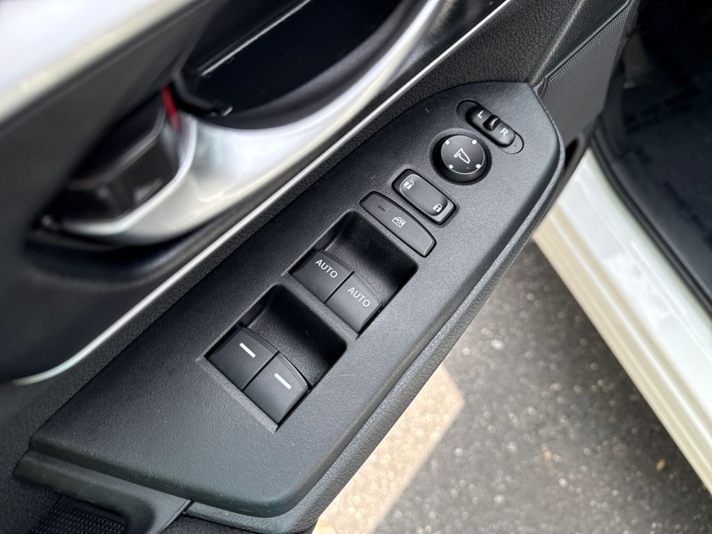 2021 Honda CR-V EX photo 11
