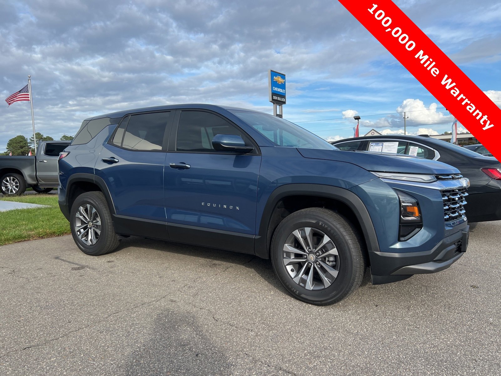 2026 Chevrolet Equinox LT photo 3