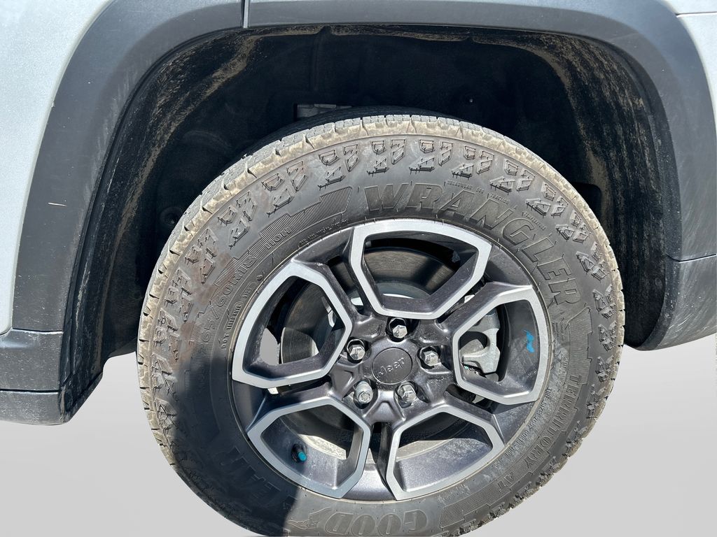 2023 Jeep Grand Cherokee Trailhawk 4xe photo 11