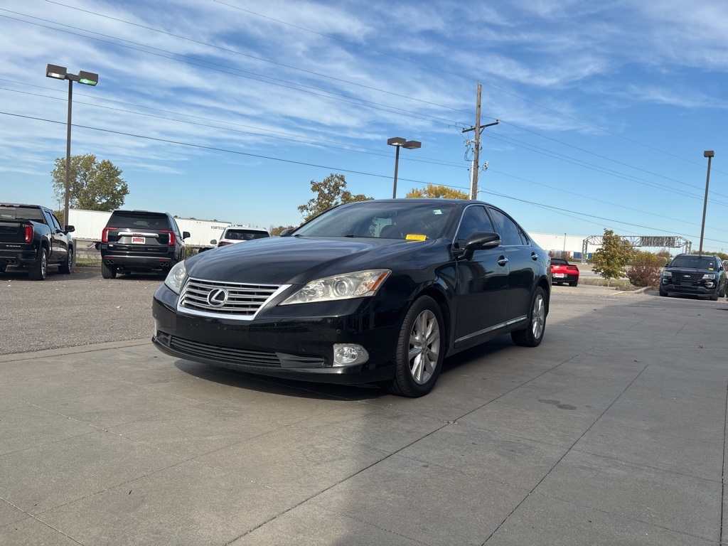 2011 Lexus ES 350 photo 4