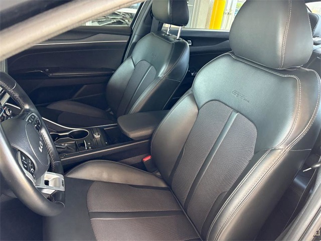 2023 Kia K5 GT-Line photo 25