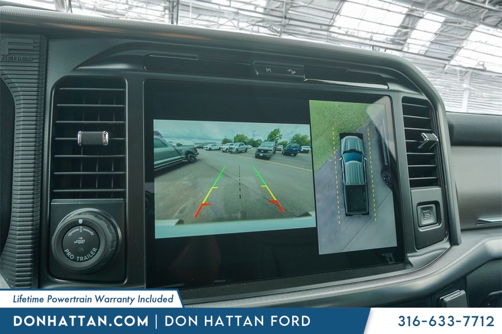 2025 Ford F-150 Platinum photo 8