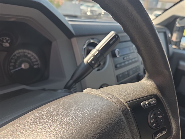 2016 Ford F-350 XLT photo 10