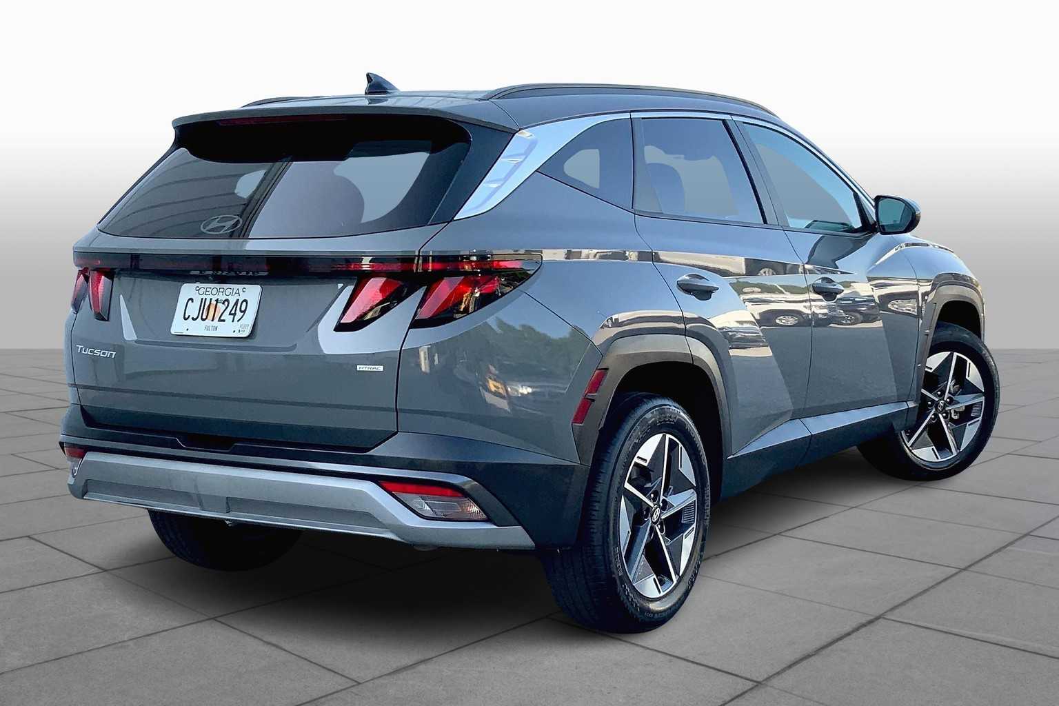 2025 Hyundai Tucson SEL photo 11