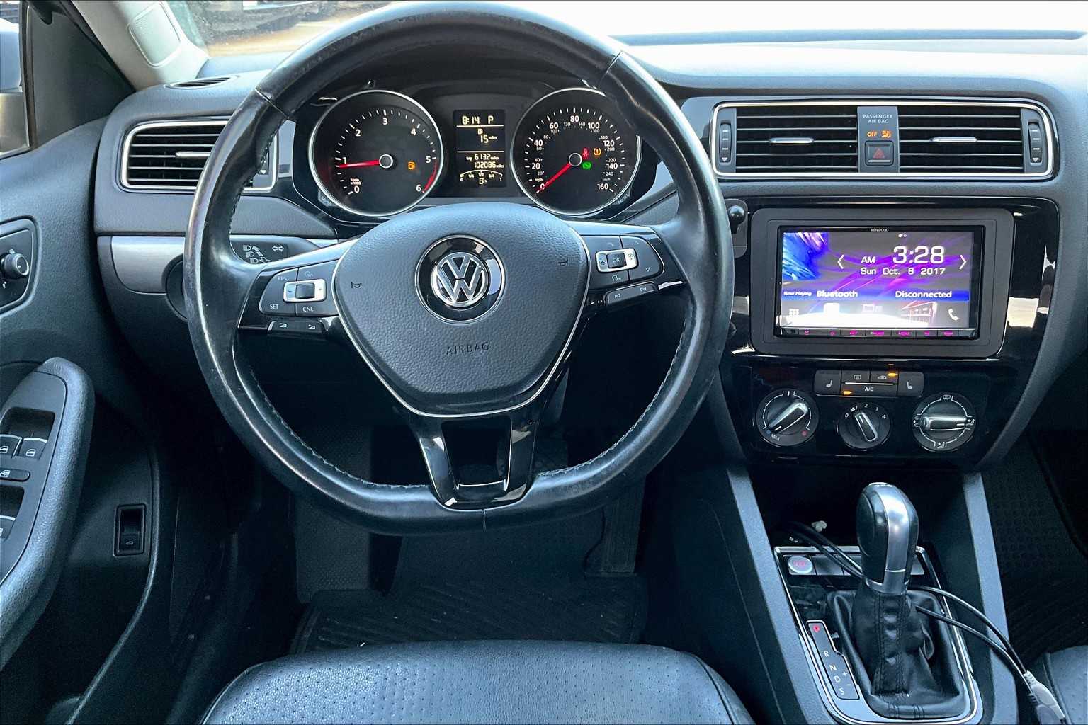 2015 Volkswagen Jetta 2.0 TDI SE photo 5
