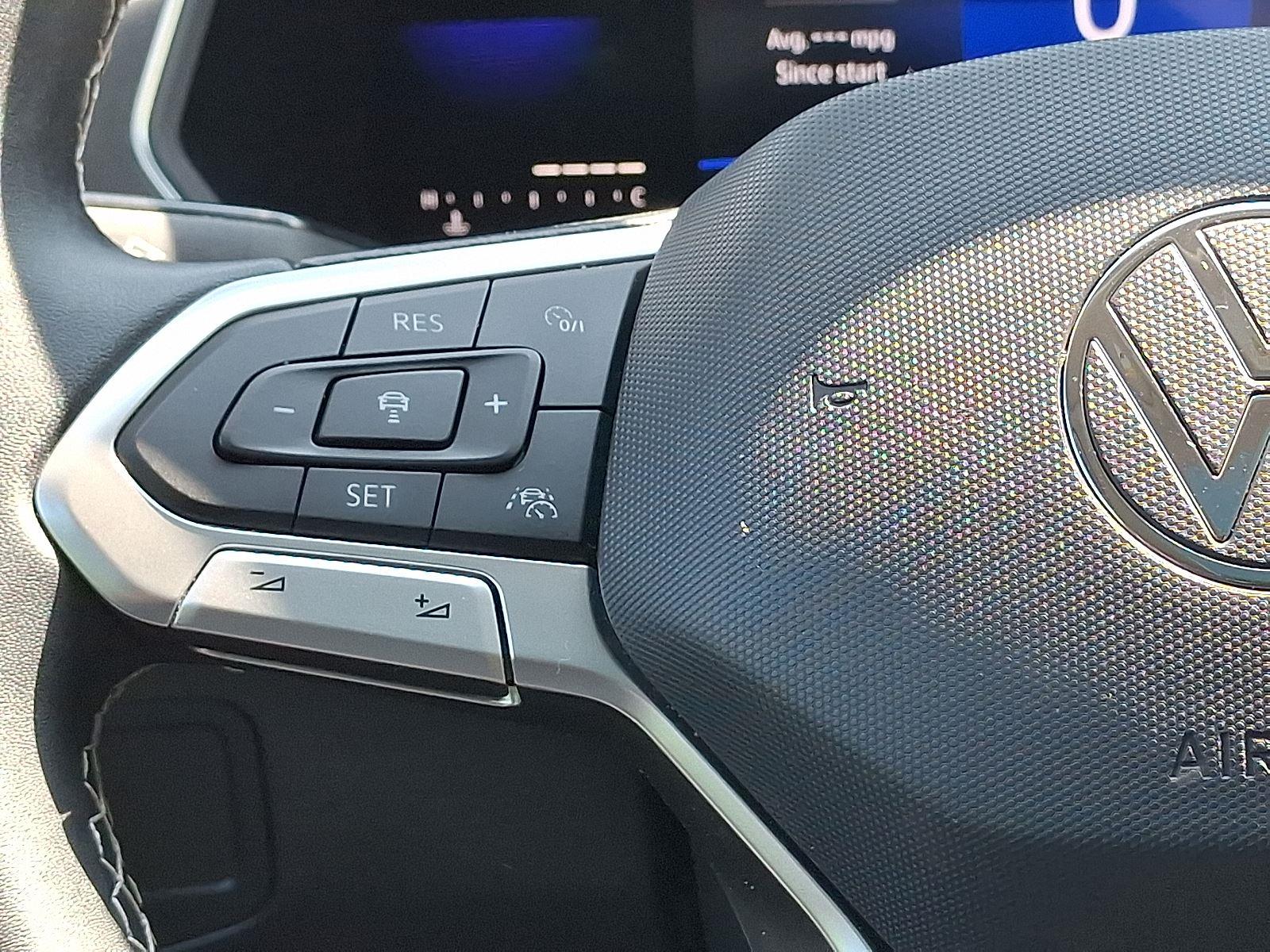 2022 Volkswagen Tiguan SE photo 20